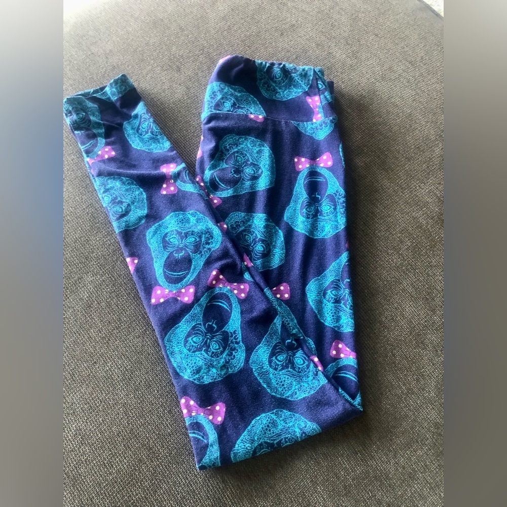 Great monkey print! Lularoe OS leggings